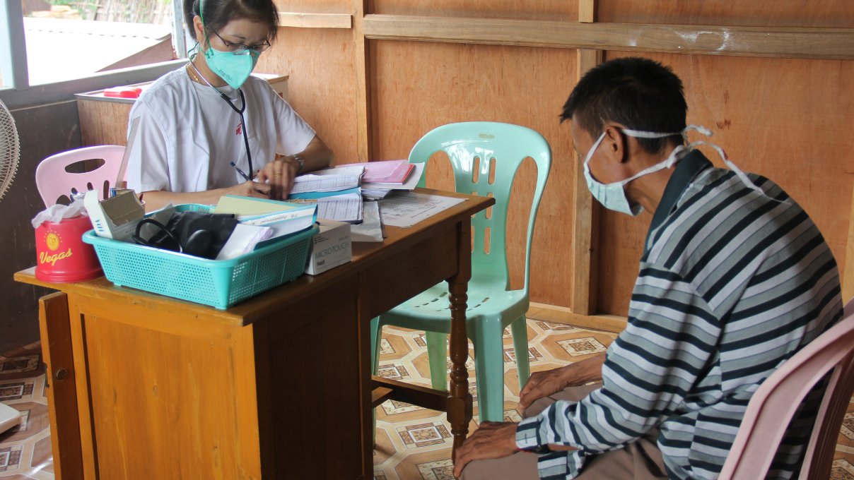 Katta dick anal qattiq