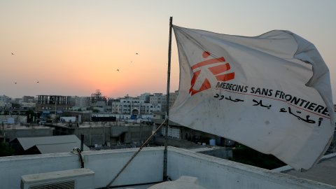 Från taket på Läkare Utan Gränsers sjukhus i Aden, Jemen.