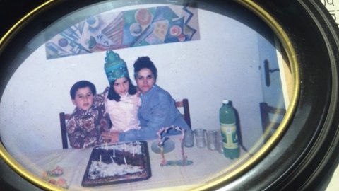 En familj på ett fotoalbum