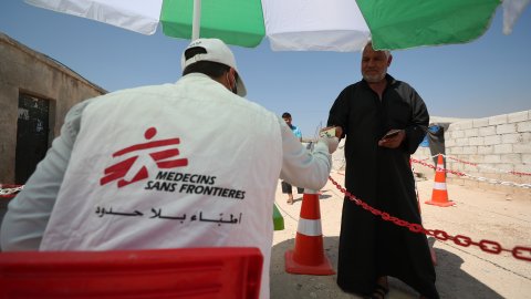 Sedan april 2020 har vi delat ut mer än 63 000 hygienpaket till fler än 26 000 familjer i flera läger i Idlib- och norra Aleppo-distrikten, Syrien.