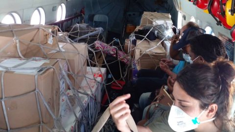 Vi har skickat nödleveranser med bland annat medicinsk utrustning från huvudstaden Port-au-Prince. 