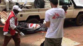 Nya strider i Centralafrikanska republikens huvudstad Bangui ledde till att Läkare Utan Gränsers akutavdelning fick ta emot 31 skadade den 20 augusti 2014. FOTO: Claude Cafardy
