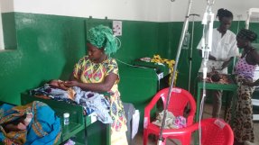 <p>Neonantalavdelningen på sjukhuset i Bafata, Guinea-Bissau.</p>
Neonantalavdelningen på sjukhuset i Bafata, Guinea-Bissau.