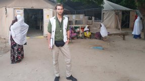 <p>Läkaren Mårten Larsson på plats i Maiduguri, nordöstra Nigeria.</p>
Läkaren Mårten Larsson på plats i Maiduguri, nordöstra Nigeria.