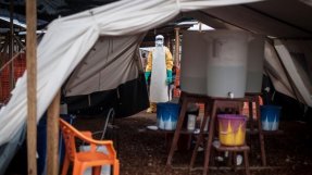Läkare Utan Gränsers ebolacenter i Kailahun. Sierra Leone. FOTO: Sylvain Cherkaoui