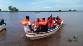 Maartje Hoetjes driver Läkare Utan Gränsers mobila klinik på båt i Jigmir, Upper Nile State i Sydsudan. FOTO: MSF