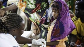 Den senaste tidens oroligheter i Centralafrikanska republiken hotar människors tillgång till sjukvård. Här en patient i Mboki.