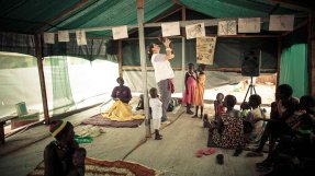 <p>I lägret Bentiu, Sydsudan, finns många barn som flytt undan våldet. </p>
I lägret Bentiu, Sydsudan, finns många barn som flytt undan våldet.