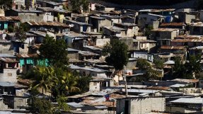 <p>Slummen i Port-au-Prince, Haiti.</p>
Slummen i Port-au-Prince, Haiti.