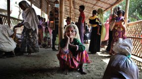 <p>Subi Katum är en av alla de som flytt från våldet i Myanmar till Bangladesh. Det är inte samma kvinna som texten handlar om.</p>
Subi Katum är en av alla de som flytt från våldet i Myanmar till Bangladesh.
