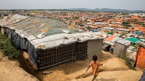Det överfulla flyktinglägret Kutupalong i Bangladesh. Det överfulla flyktinglägret Kutupalong i Bangladesh.