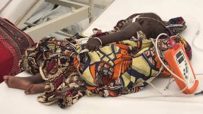 <p>2017 behandlade vi fler än 2,5 miljoner malariapatienter i våra projekt världen över. Den här bilden är från Nigeria.</p>
2017 behandlade vi fler än 2,5 miljoner malariapatienter i våra projekt världen över.