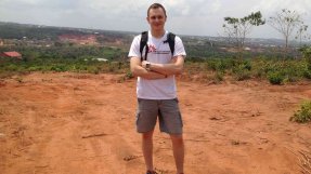 <p>Tautvydas "Totte" Rindzevicius tar en paus i arbetet i Nigeria. </p>
Tautvydas "Totte" Rindzevicius tar en paus i arbetet i Nigeria.