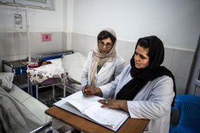 Två läkare på boostsjukhuset