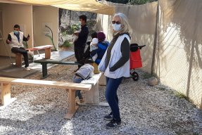 Sjuksköterskan Tina Dahl på den grekiska ön Lesbos.