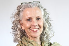 Porträttbild på vår testamenteshandläggare Marita Fernstedt