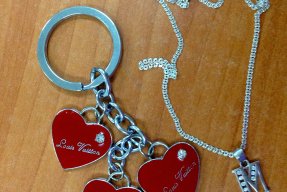 eid-present-kabul-modravard