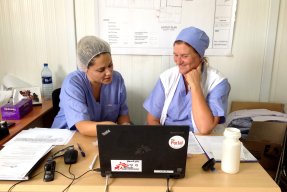 Jag och chefssjuksköterskan Natacha. 