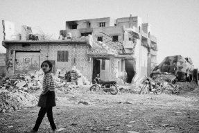 Raqqa, Syrien, är nästan helt förstört, stora delar av staden är raserade. 