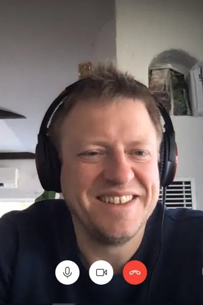 Narkosläkaren Henrik Jörnvall som medverkar i podden "Uppdrag: Rädda liv".