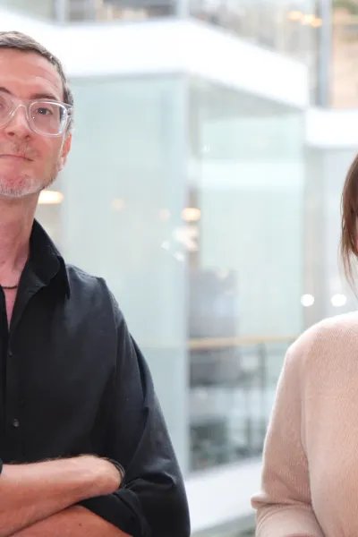 Pieter-Jan van Eggermont, humanitär rådgivare på Läkare Utan Gränser, tillsammans med Catinka Agneskog.