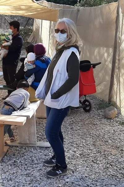 Sjuksköterskan Tina Dahl på den grekiska ön Lesbos.
