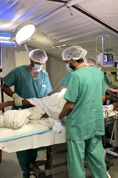 Operationssalen på Läkare Utan Gränsers sjukhus i Mocka, Jemen.