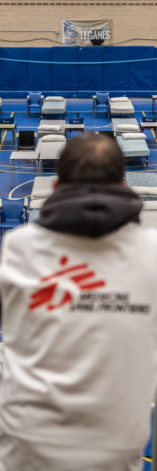 Ett av två av tillfälliga sjukhus i Madrid, Spanien som Läkare Utan Gränser upprättat för att avlasta den befintliga vården.