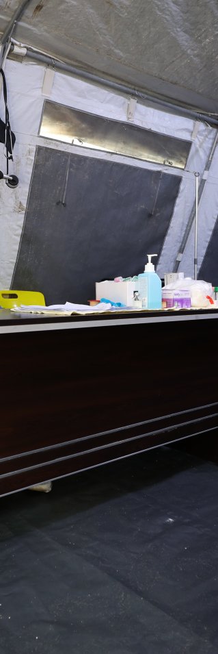 Avdelningen för bekräftade eller misstänkta fall av covid-19 på ett av sjukhusen Läkare Utan Gränser stöttar nordvästra Syrien