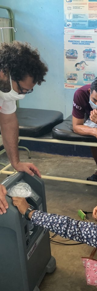 En syrekoncentrator som donerats till Caballito, Peru, för vård av covid-19 sjuka.