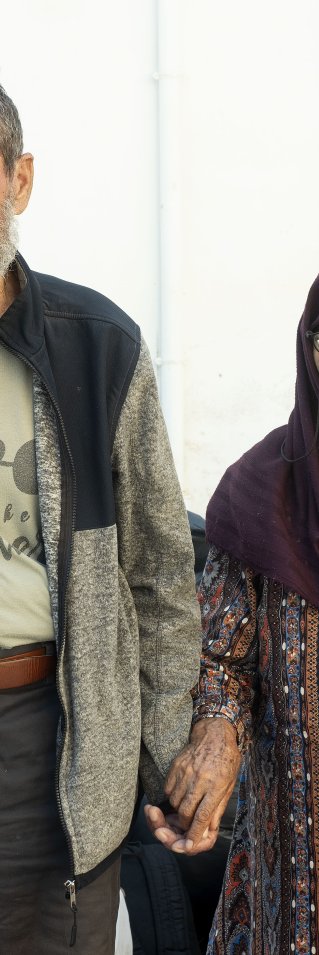 Mohammed Karim och hans fru på den grekiska ön Lesbos.