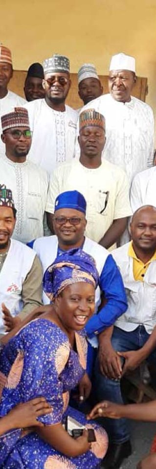 Läkare Utan Gränsers team som arbetade med vårt projekt för att minska blyförgiftning i Zamfara, Nigeria.