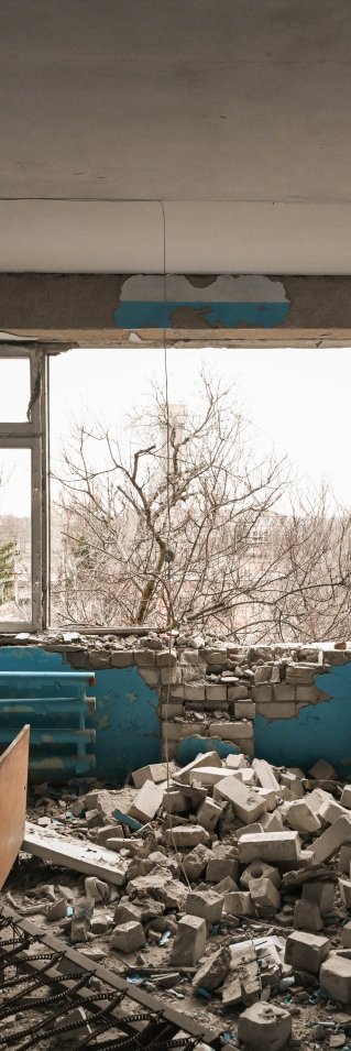 Ett förstört sjukhusrum i Ukraina.