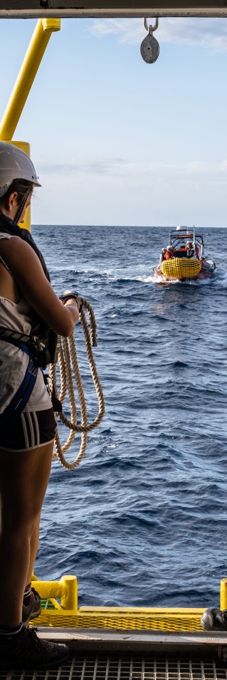 Två anställda ombord på fartyget Geo Barents