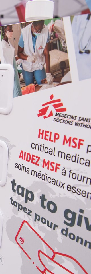 Personal från Läkare Utan Gränser på Toronto Pride