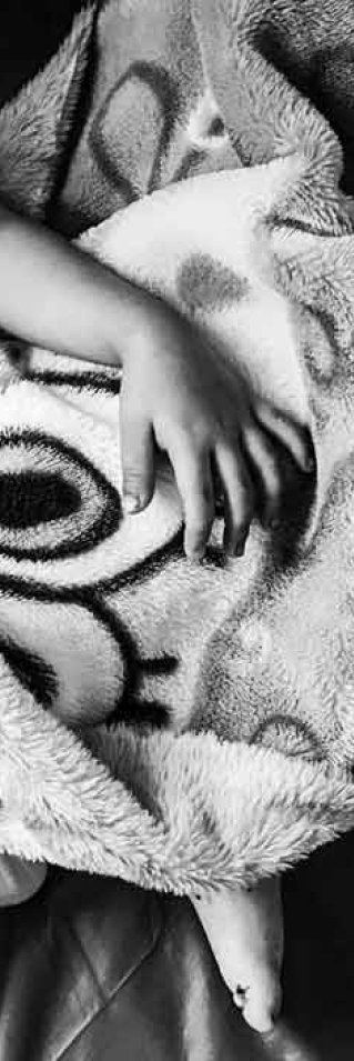 Syskonen, som skadades i explosionen i Irak. 