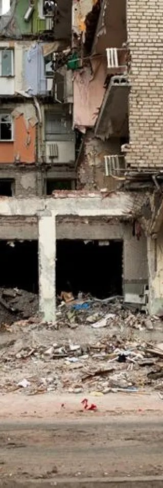 Huset besköts, något som orsakade en gasexplosion. Nu finns bara ruiner kvar. FOTO: Anastasia Taylor-Lind