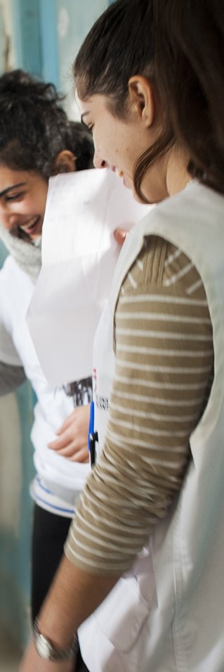 Vera Atarodi arbetade som kulturtolk i Läkare Utan Gränsers projekt för människor på flykt på Leros, Grekland. 