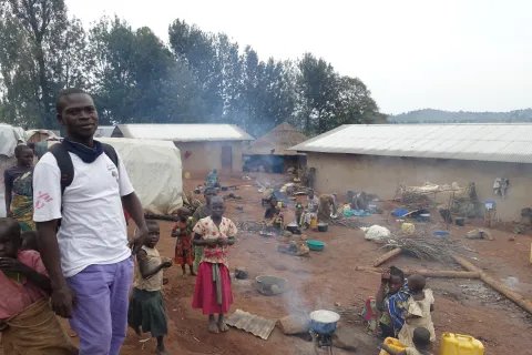 Djapan, hälsoinformatör, i Paroisselägret, Kongo-Kinshasa.