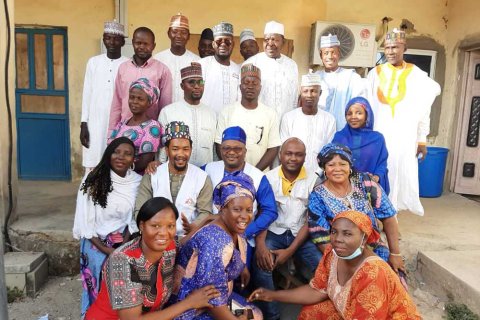 Läkare Utan Gränsers team som arbetade med vårt projekt för att minska blyförgiftning i Zamfara, Nigeria.