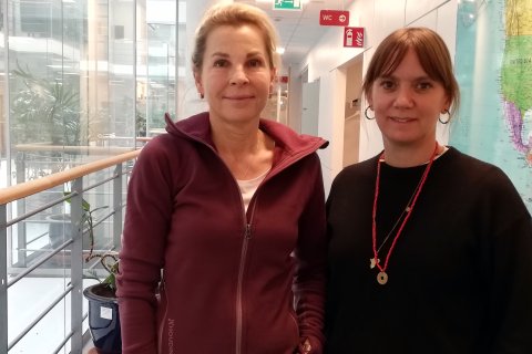 Narkossjuksköterskan Monika Hörling, som arbetade på sjukvårdståget i Ukraina, och Catinka Agneskog, pressekreterare på Läkare Utan Gränser.