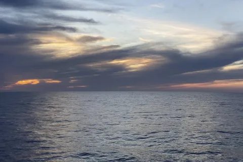 Medelhavet en stilla kväll