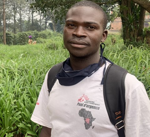 Djapan, som arbetar som hälsoinformatör på uppdrag av Läkare Utan Gränser i Kongo-Kinshasa.